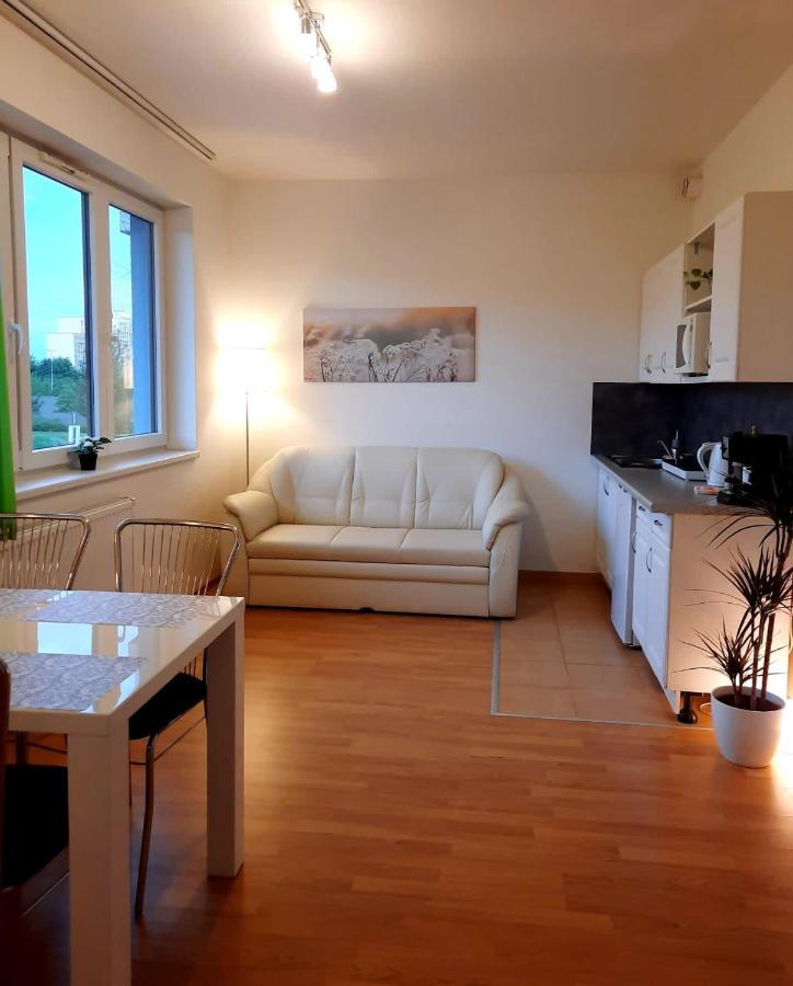 Apartment Prague-2 Rooms Free Parking Экстерьер фото
