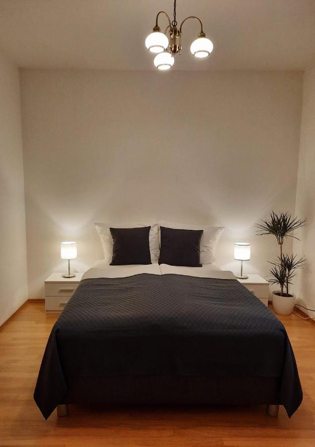 Apartment Prague-2 Rooms Free Parking Экстерьер фото
