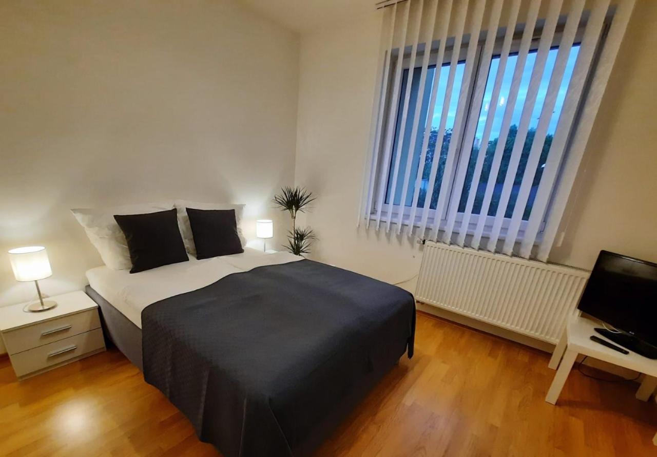 Apartment Prague-2 Rooms Free Parking Экстерьер фото